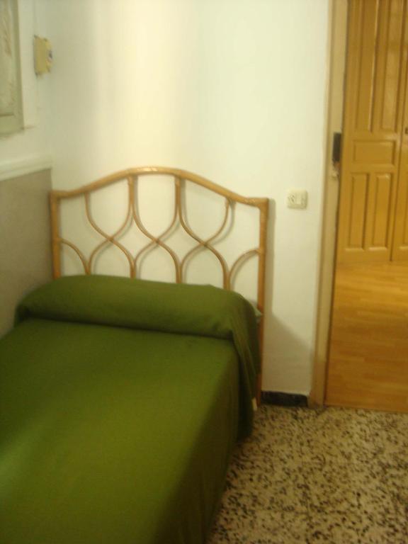 Hostal Union Campana Sevilla Bagian luar foto