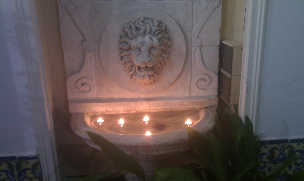 Hostal Union Campana Sevilla Bagian luar foto