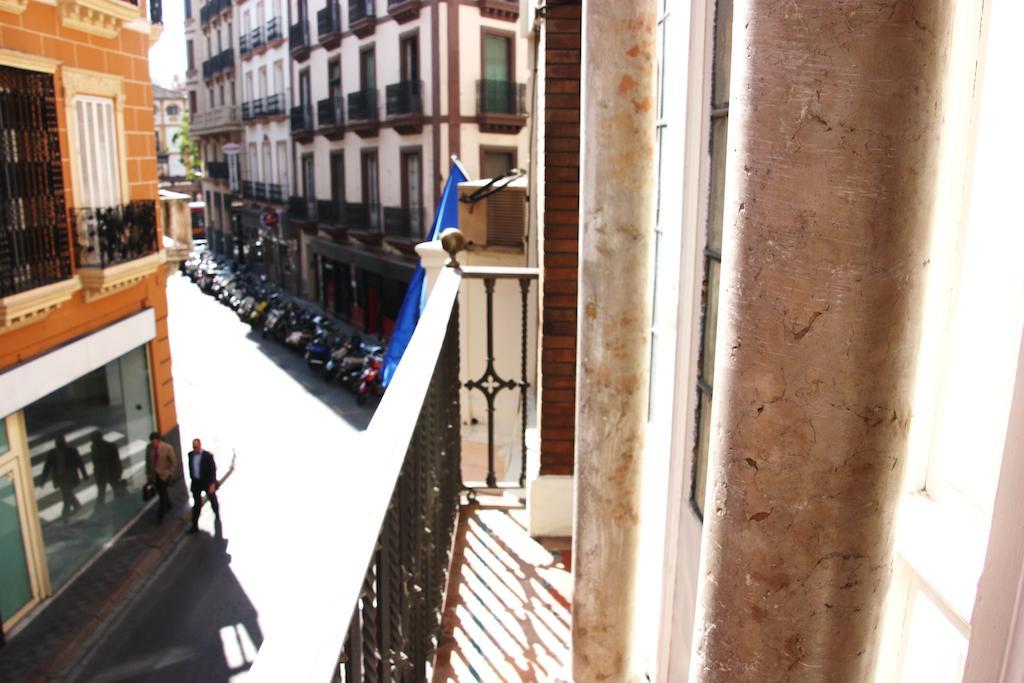Hostal Union Campana Sevilla Bagian luar foto