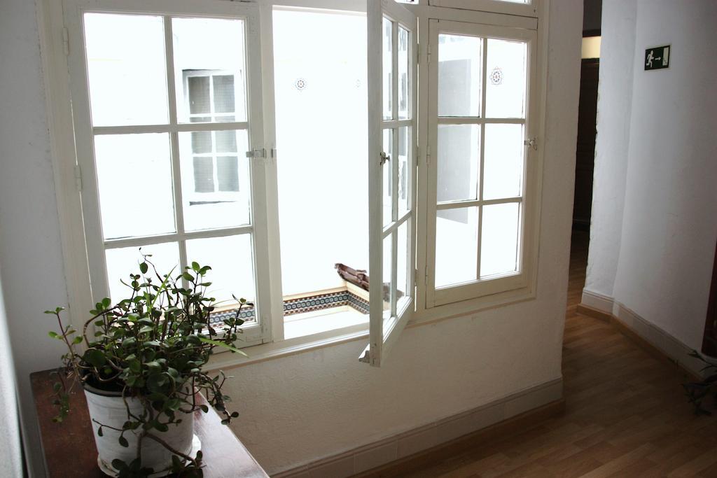 Hostal Union Campana Sevilla Bagian luar foto