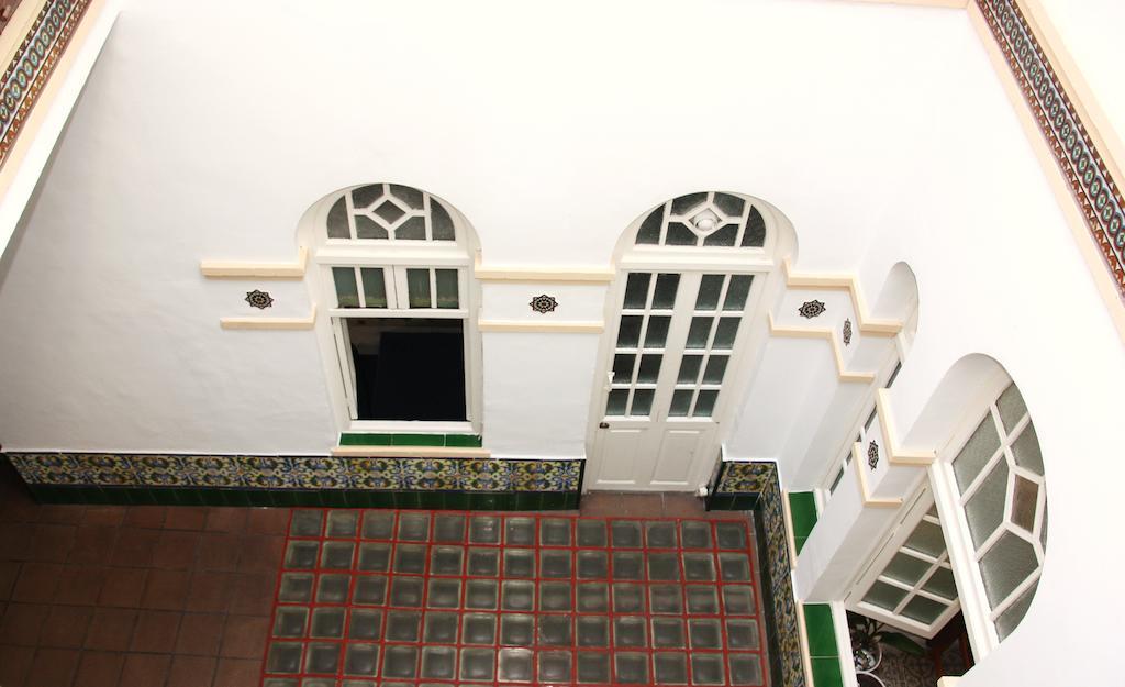 Hostal Union Campana Sevilla Bagian luar foto