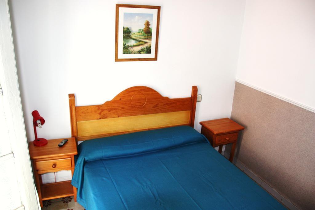 Hostal Union Campana Sevilla Bagian luar foto